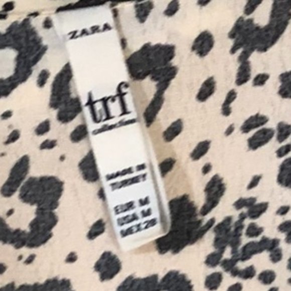 Zara Animal Print Blouse with front pockets - Size M - Picture 4 of 6